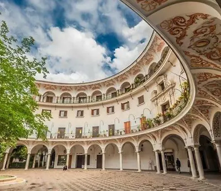 Go To Cathedral Апартаменты Севилья